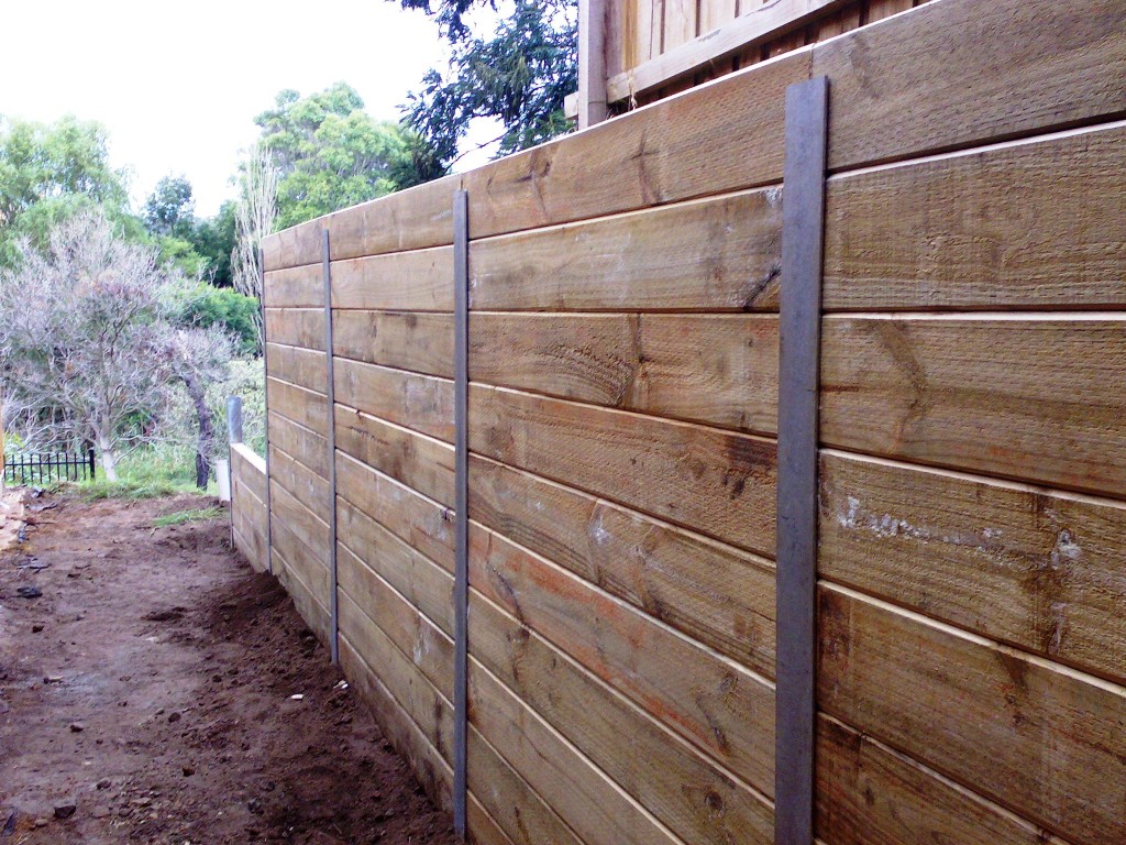 Timber Retaining Walls I Mornington Peninsula